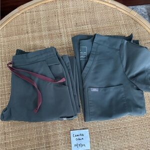 Figs Scrubs Charcoal